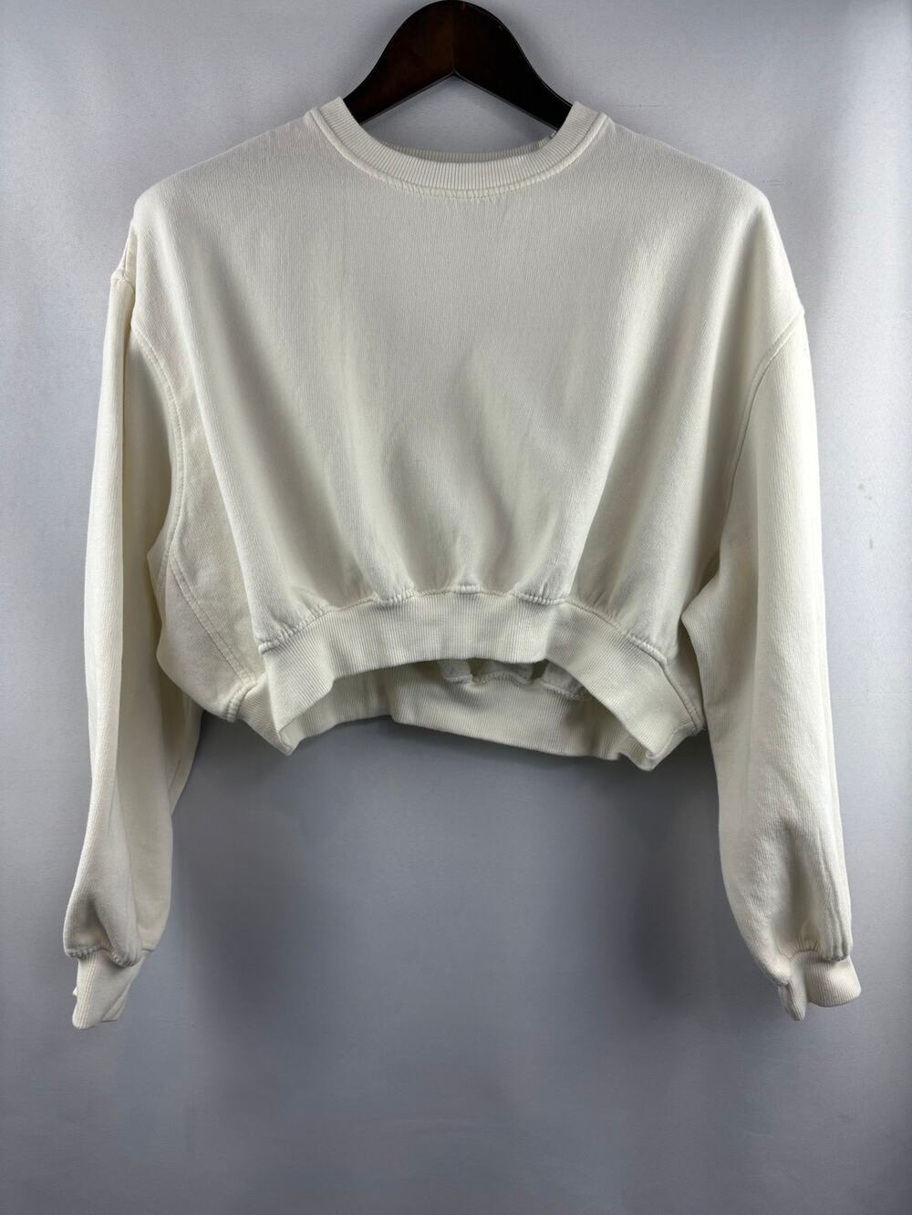 Women’s Zara Large Cream Crewneck Crop Top